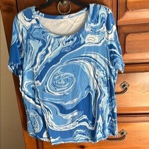 Talbots Blue and White Graphic T-Shirt Size X Plus NWOT